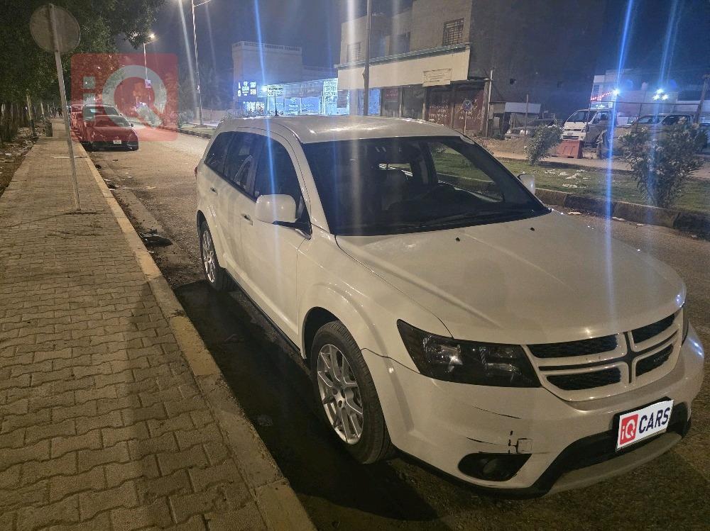 دودج جورني